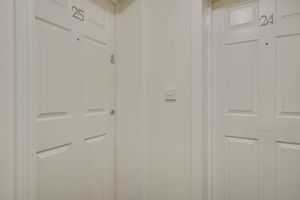 Flat Entrance- click for photo gallery